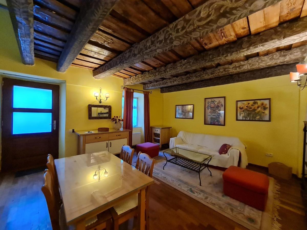 Magic Central Attic Apartment Prague Luaran gambar
