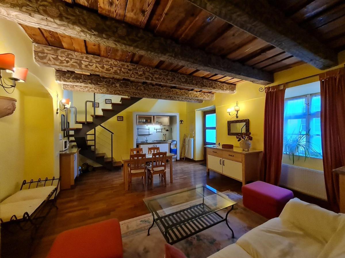 Magic Central Attic Apartment Prague Luaran gambar