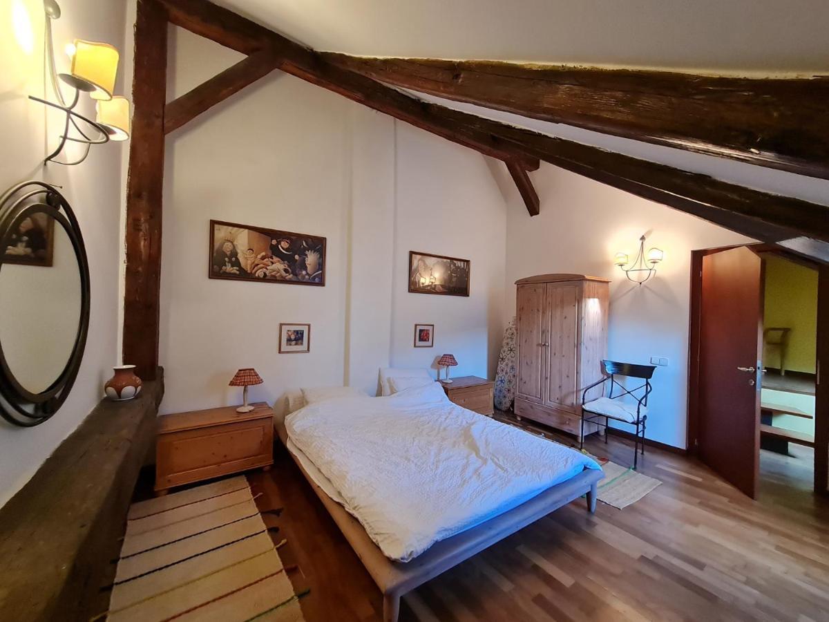 Magic Central Attic Apartment Prague Luaran gambar